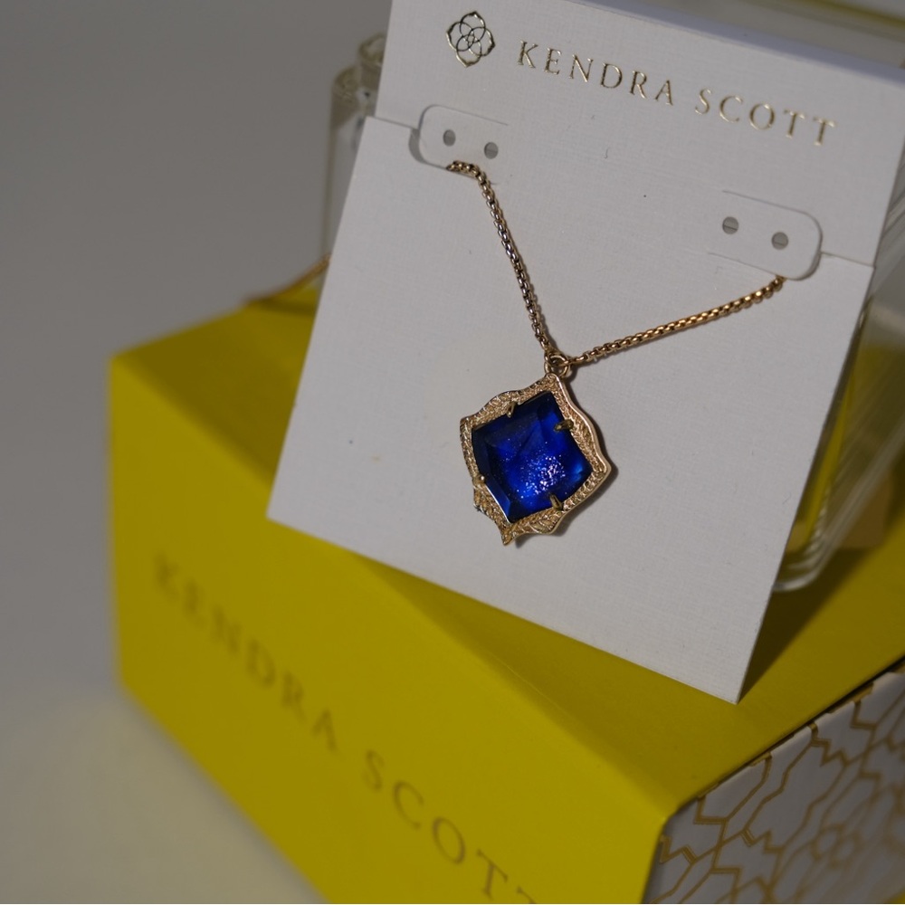 Kendra Scott adjustable necklace with blue stone